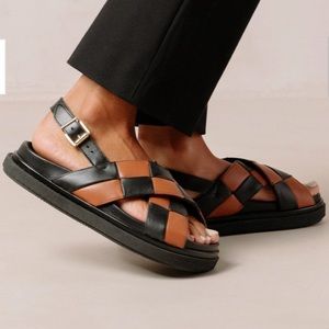 Alohas Marshmallow Criss Cross Checkered Sandals